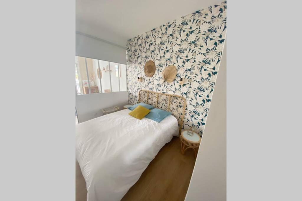 Sur Le Bord Du Quai Apartment Sete Exterior photo